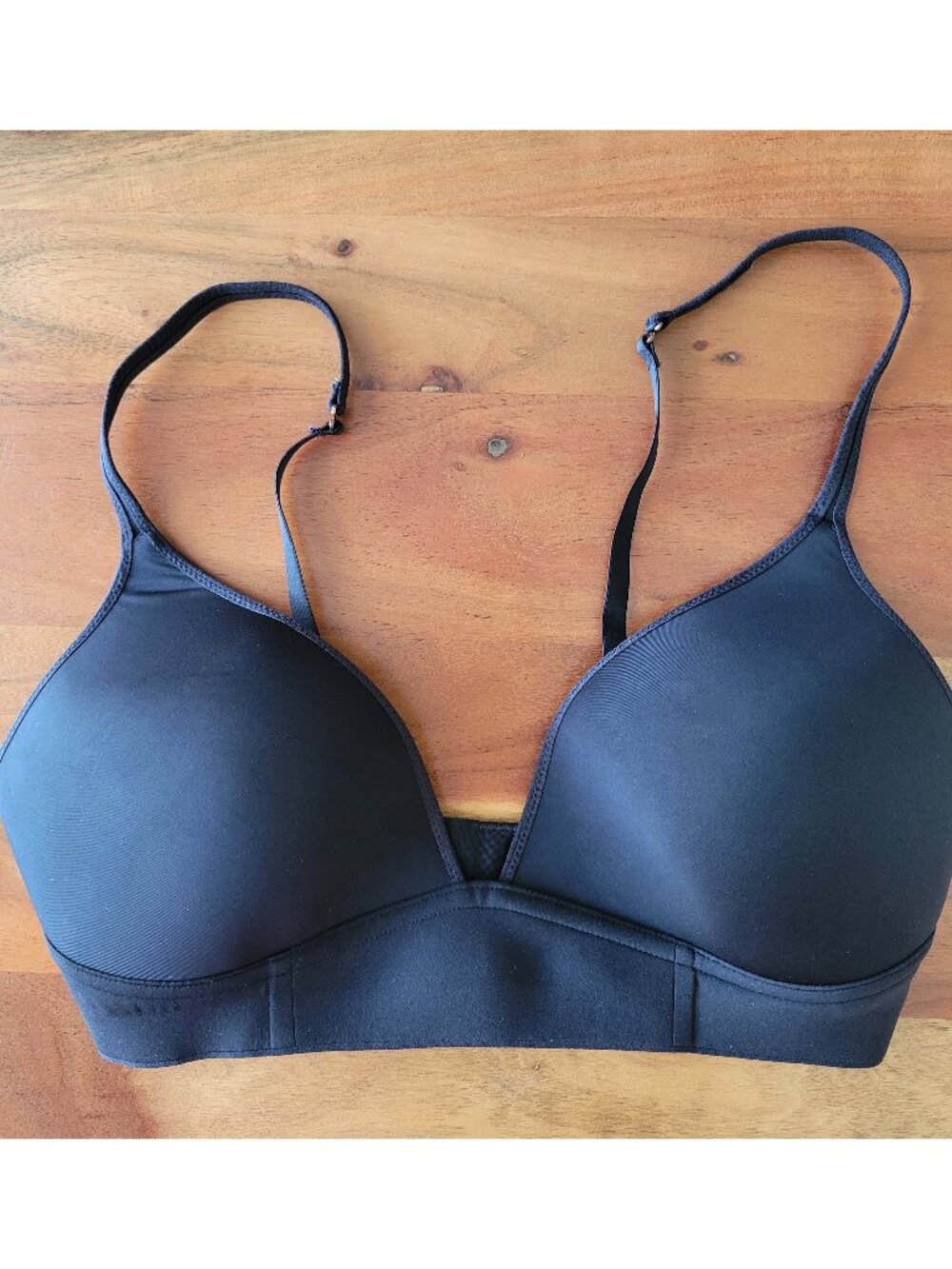 Aerie Real Me Wireless Sans Armature Black Lined Bra 36B